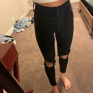 Super flattering black jeans